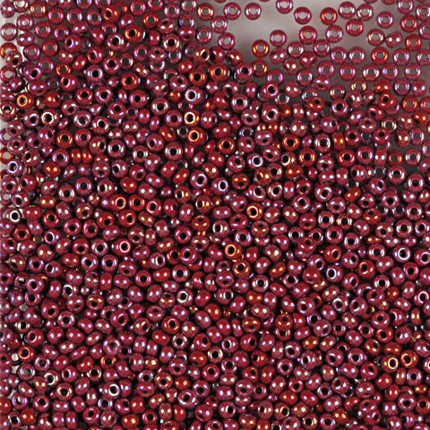 Find Lilla glasperler, preciosa, opaque pupple rainbow blandt vores store udvalg af  Preciosa Seed Beads hos  Beadhouse of Copenhagen i dag. Husk gratis fragt over 400kr