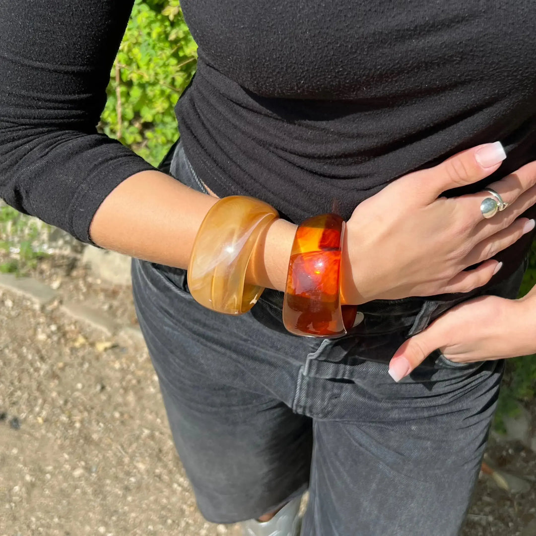 Armbånd, chunky armring, plast, 19cm, brun/lilla 