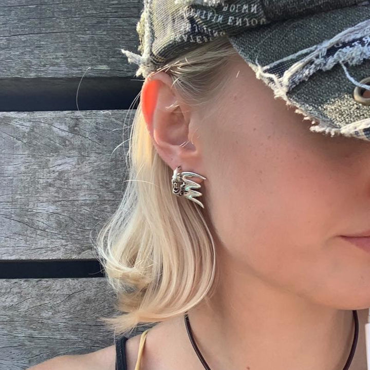 Find Øreringe, ørestikkere lyn, forsølvet og forgyldt messing blandt vores store udvalg af  Øreringe hos  Beadhouse of Copenhagen i dag. Husk gratis fragt over 400kr