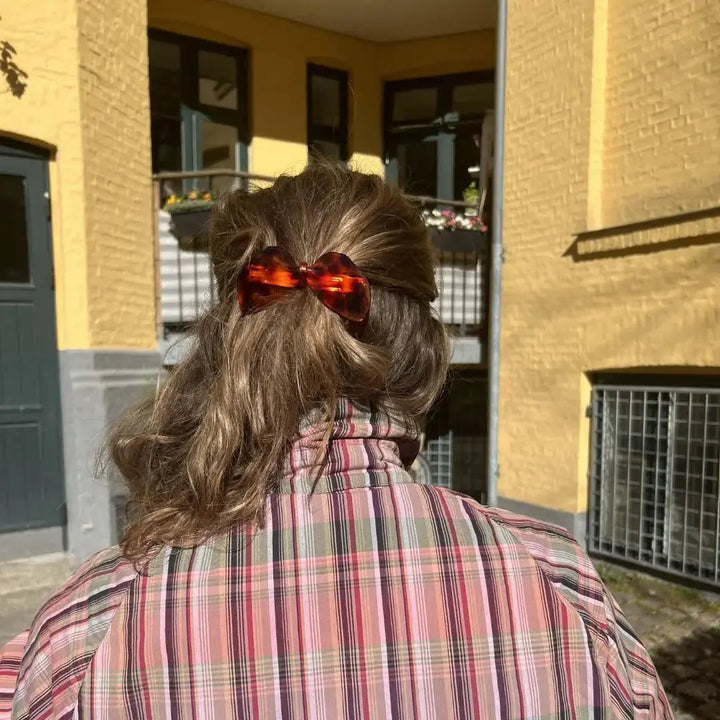 Hårspænde, brun, stor sløjfe, skildpaddeskjold mønster 
