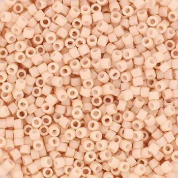 Pink glasperler, miyuki delica beads, opaque matte blush Krea