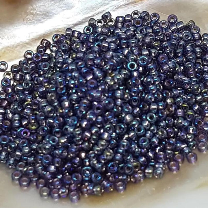 Lilla glasperler, miyuki rocailles seed beads, silverlined amethyst ab Krea