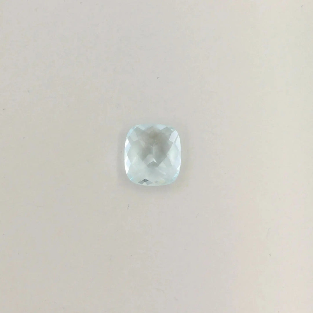 Cabochon, ædelsten, akvamarin facetteret, 7,05 ct 
