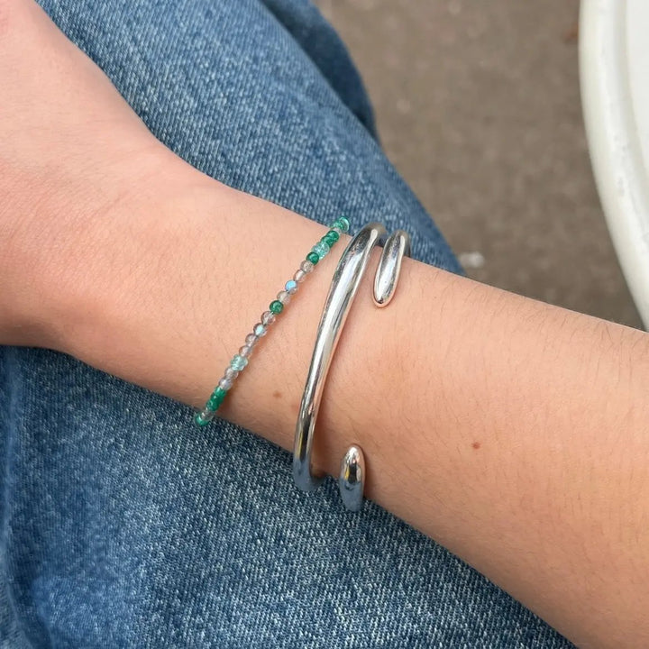Armbånd med halvædelsten, forgyldt sterlingsølv og sølv Beadhouse of Copenhagen