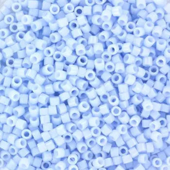 Blå glasperler, miyuki delica beads, opaque light sky blue Krea