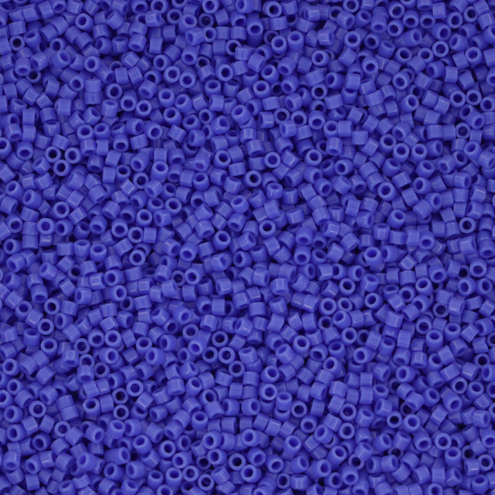 Blå glasperler, miyuki delica beads, opaque cyan blue Krea