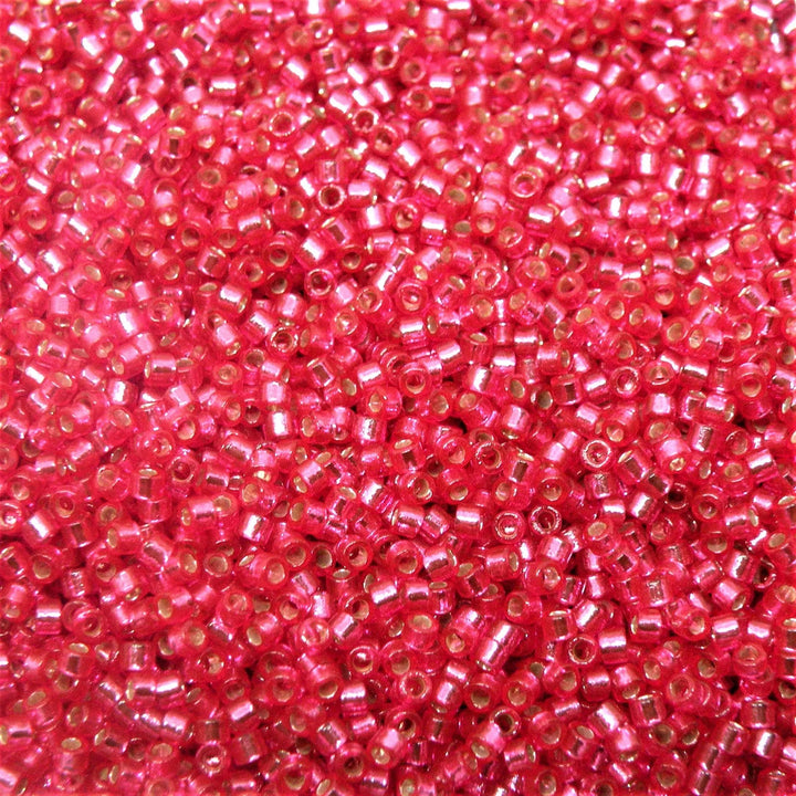 Pink glasperler, miyuki delica beads, silverlined dyed hibiscus Krea