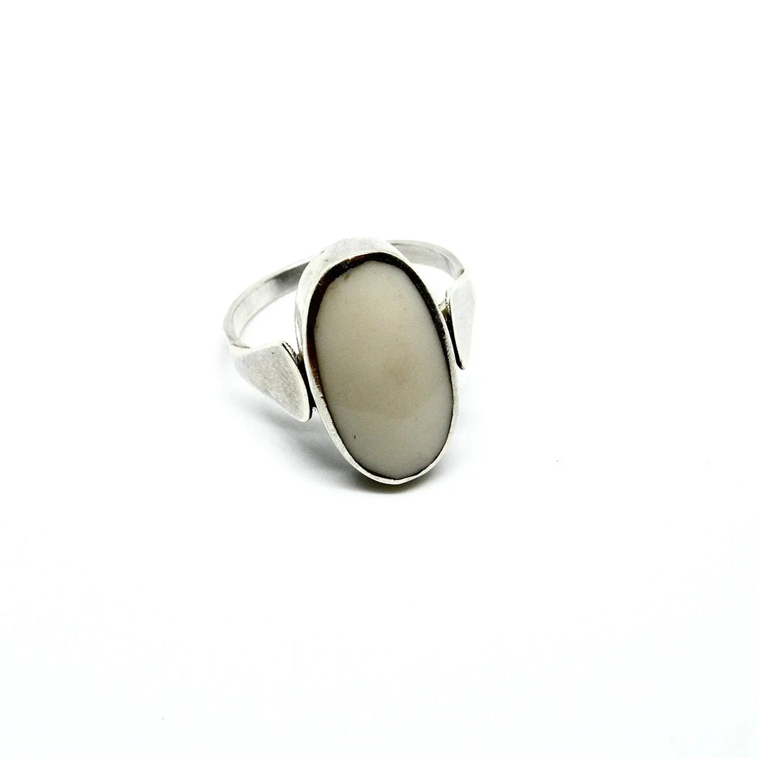 Fingerring, smal oval, sterlingsølv, onyx eller ben 