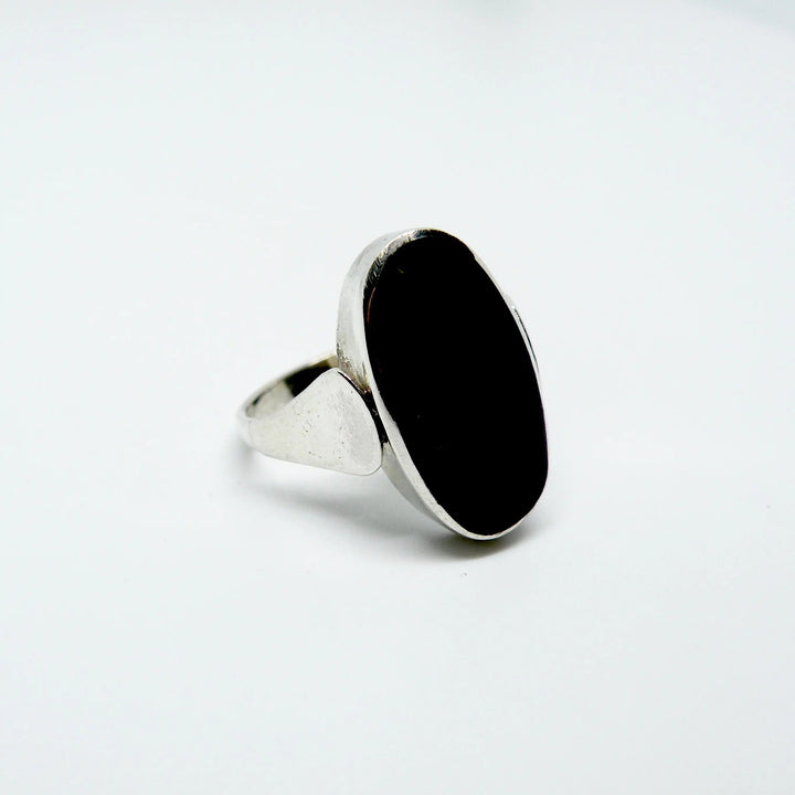 Fingerring, smal oval, sterlingsølv, onyx eller ben Beadhouse of Copenhagen