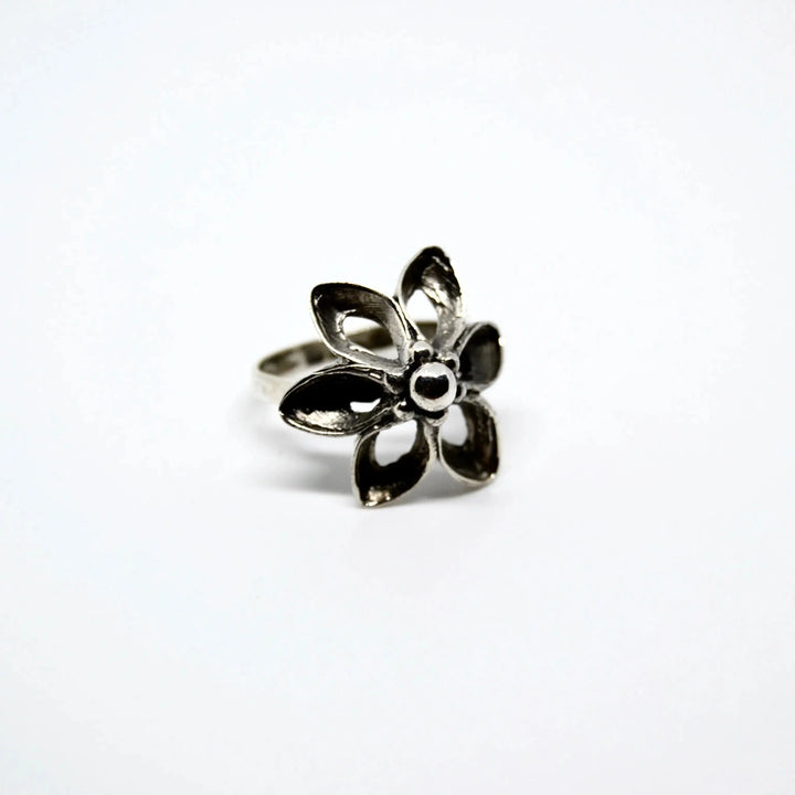 Fingerring, moderne blomst, sterlingsølv 
