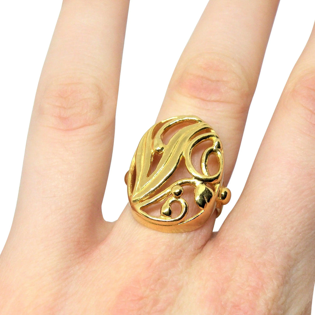 Fingerring, chunky oval med bladmotiv, forgyldt sterlingsølv 