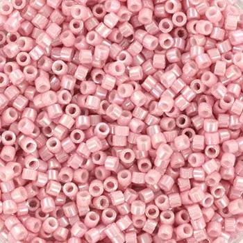 Lyserøde glasperler, miyuki delica beads, opaque luster rosewater Krea